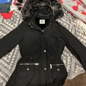 Geeenlander Brand Black with Gold Zipper Winter Coat